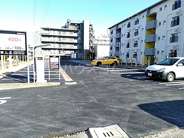 19/26 駐車場