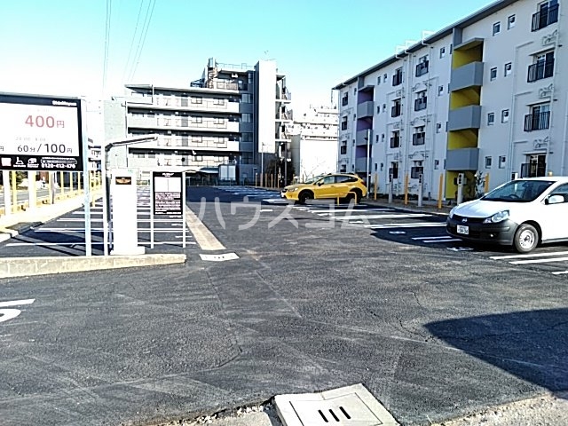 20/27 駐車場