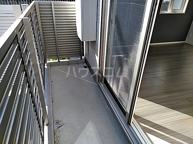 20/28 バルコニー