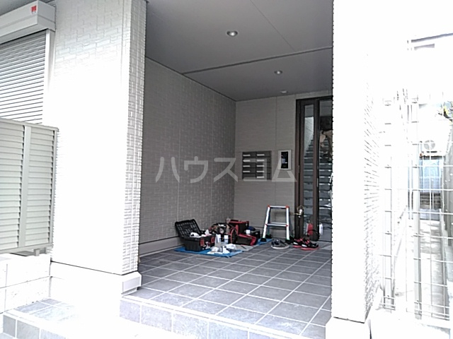 29/30 エントランス