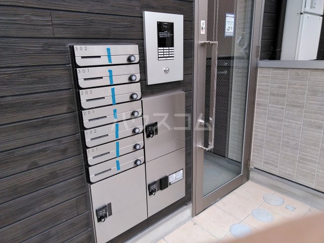 2/5 エントランス