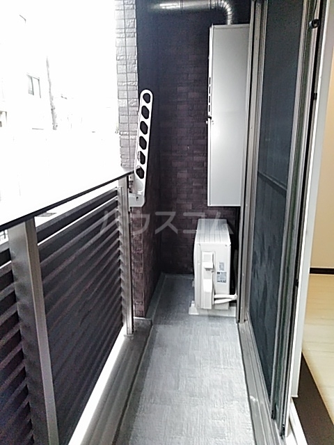 20/30 バルコニー