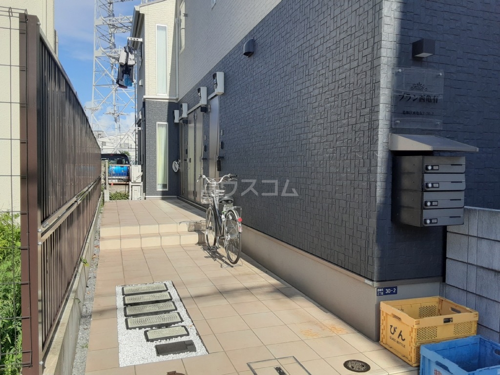 2/4 エントランス