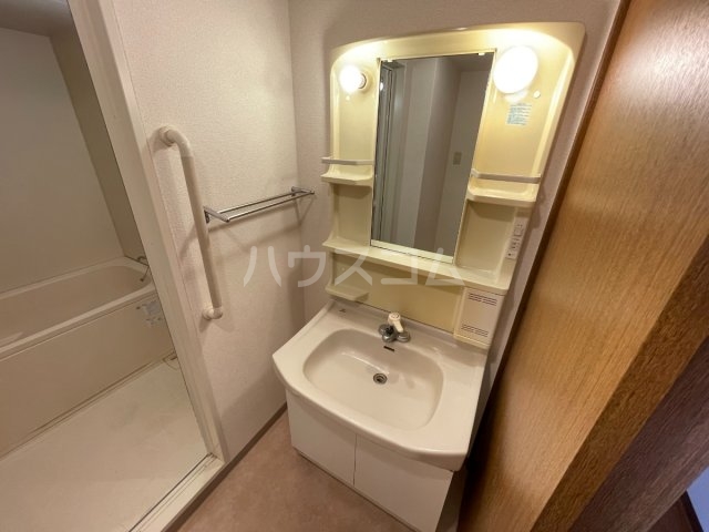 18/30 洗面