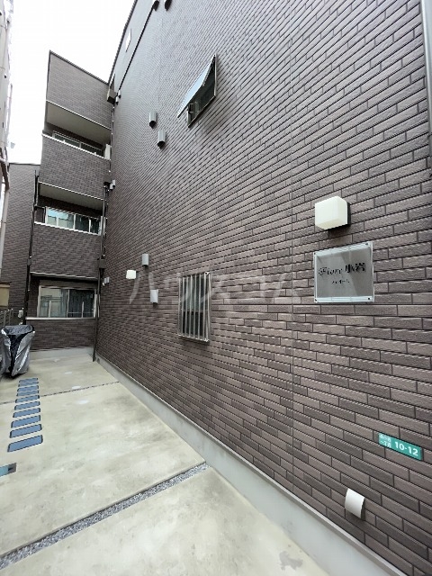 24/26 エントランス