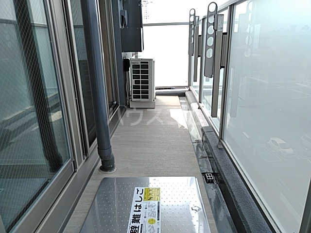 19/30 バルコニー