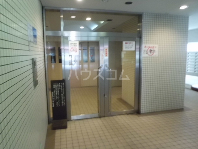 15/26 エントランス