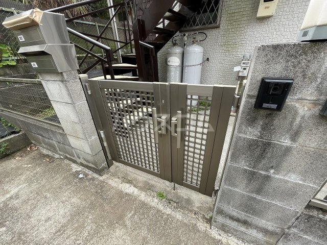 29/30 エントランス