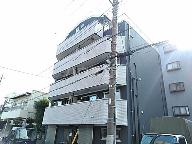 クリエール北綾瀬の外観