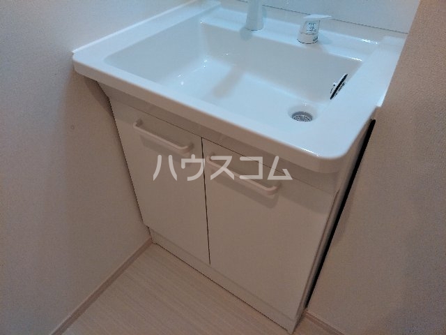 13/30 洗面