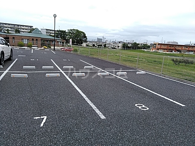 3/4 駐車場