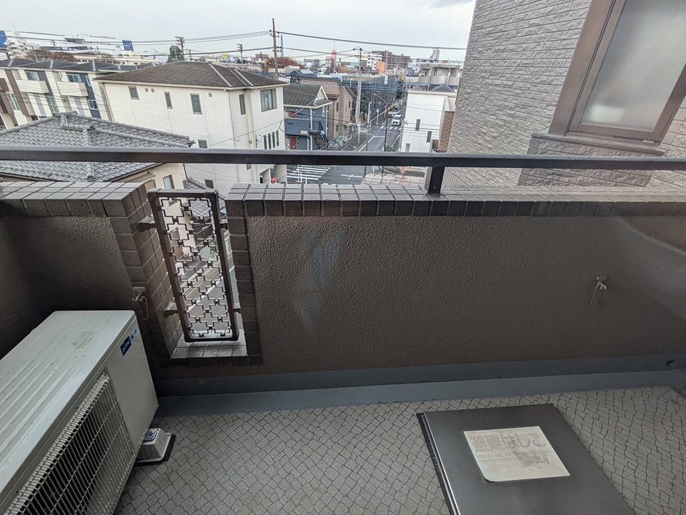 17/30 バルコニー