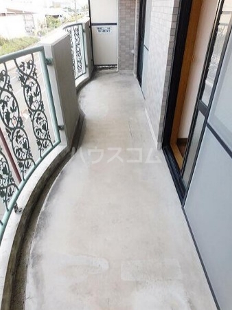14/22 バルコニー