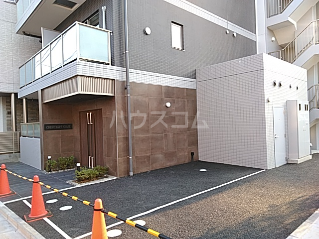 25/30 エントランス