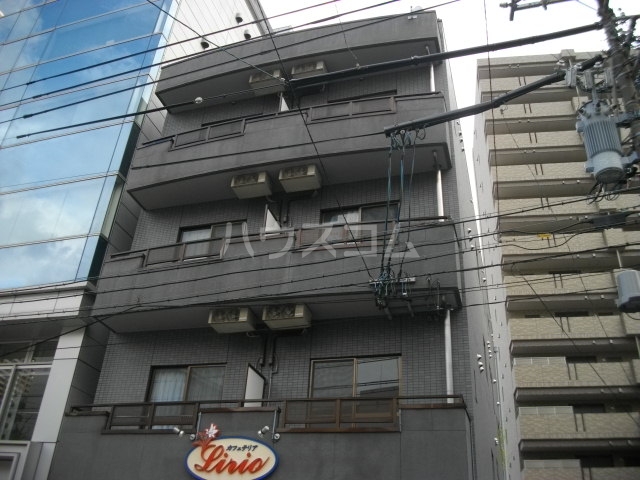 14/18 エントランス