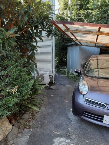 22/30 エントランス