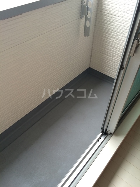 18/25 バルコニー