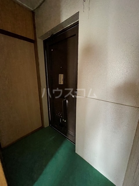 3/7 エントランス