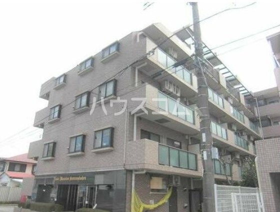 19/28 エントランス