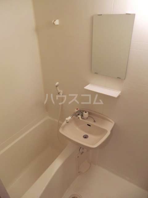 14/30 浴室