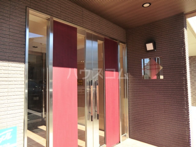 21/24 エントランス