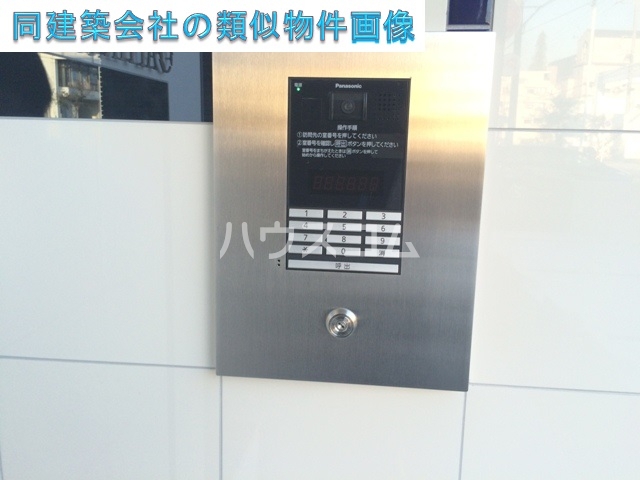 2/3 エントランス