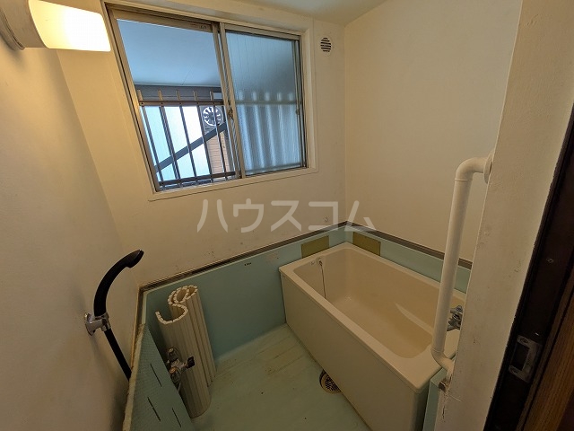18/30 浴室