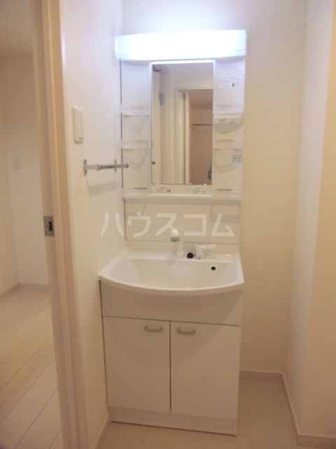 13/30 洗面