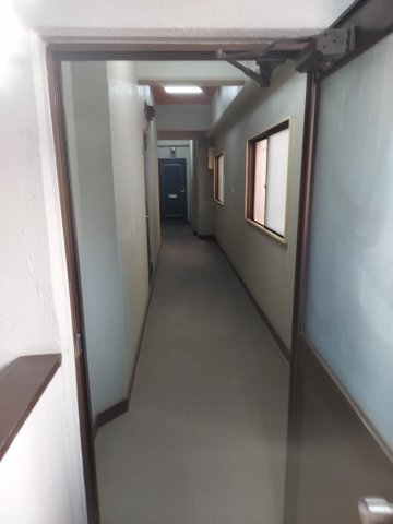 22/30 エントランス