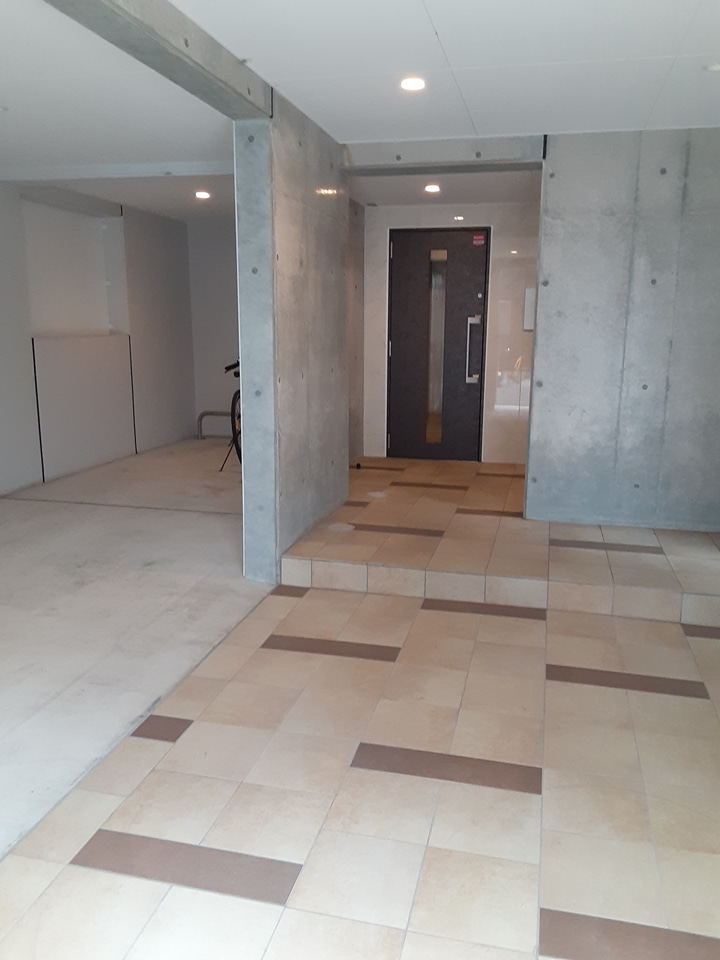 2/7 エントランス