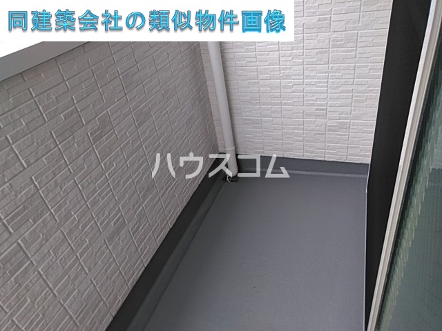 13/22 バルコニー