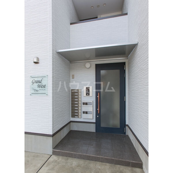 2/10 エントランス