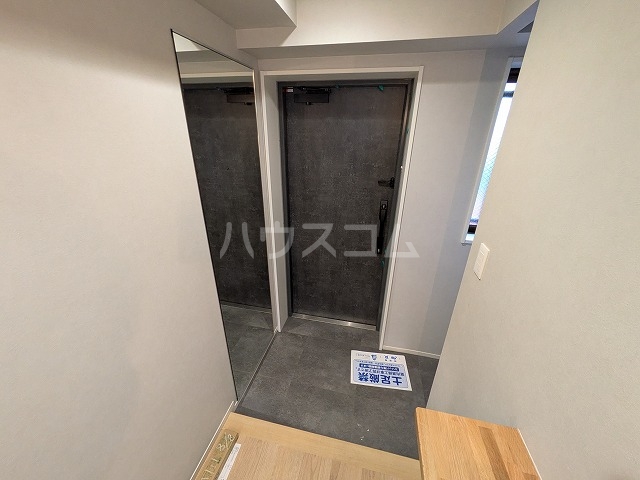 13/30 玄関