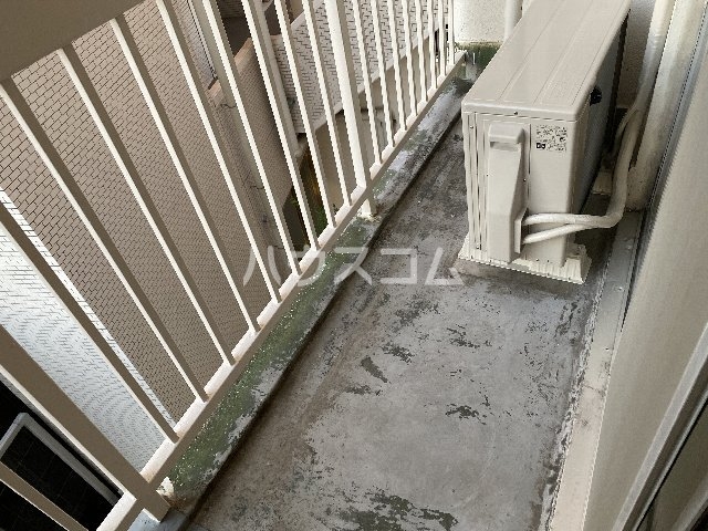 16/27 バルコニー