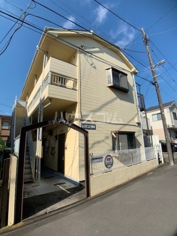 24/26 エントランス