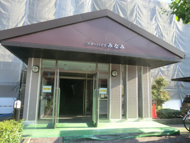 19/26 エントランス