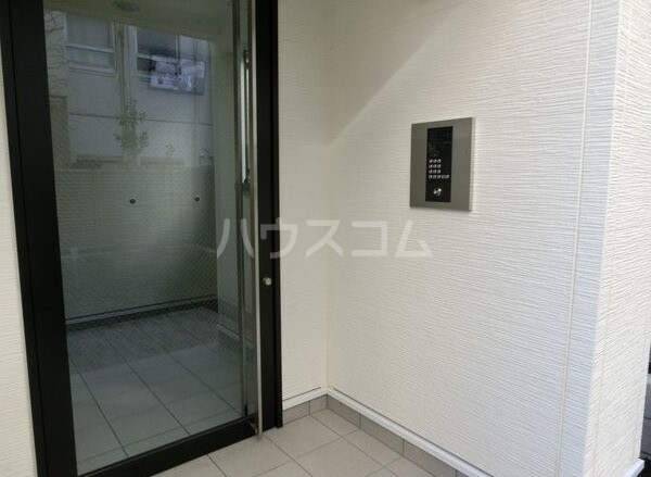 20/24 エントランス