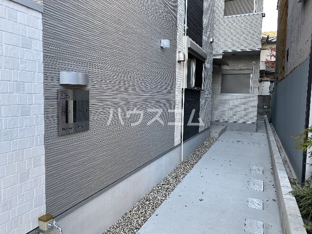 21/29 エントランス