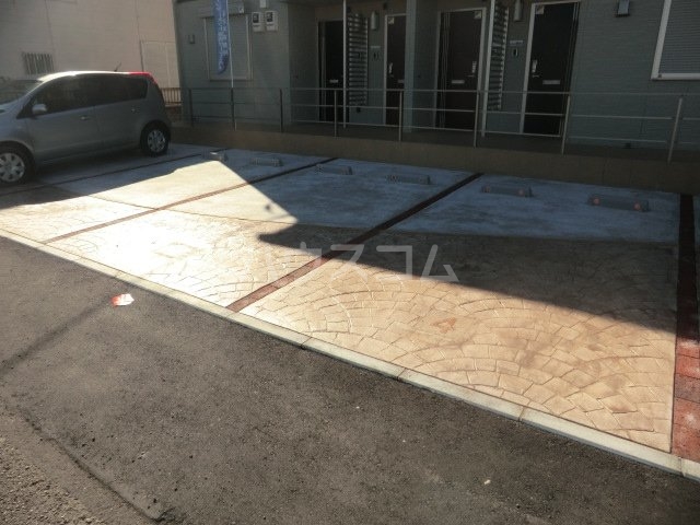3/4 駐車場
