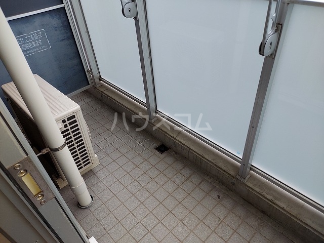 15/28 バルコニー