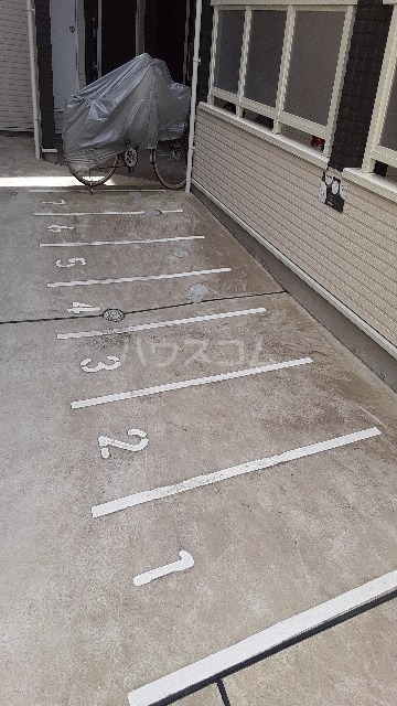 19/27 駐車場