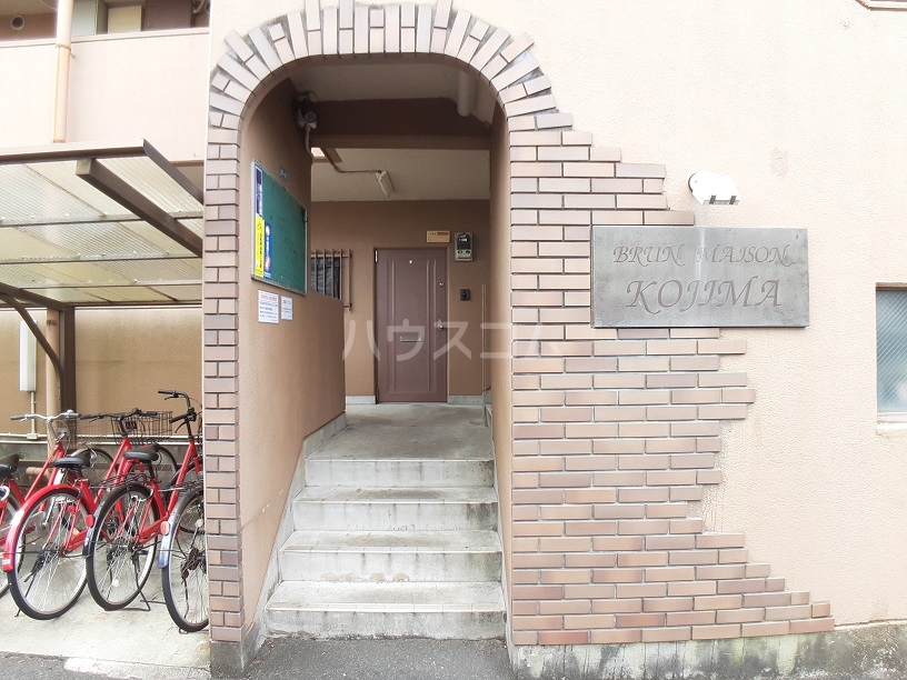 2/6 エントランス