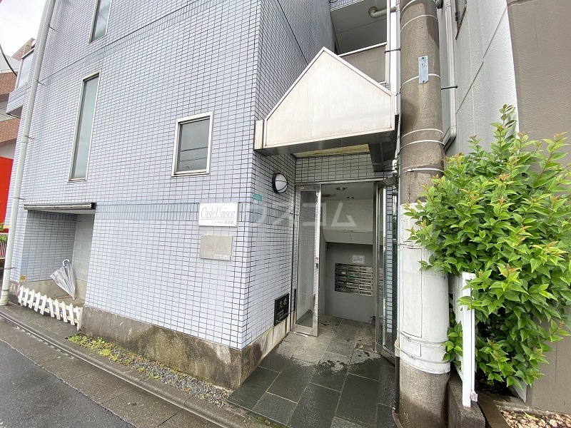 20/30 エントランス