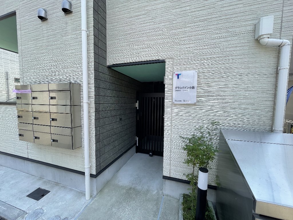 2/8 エントランス