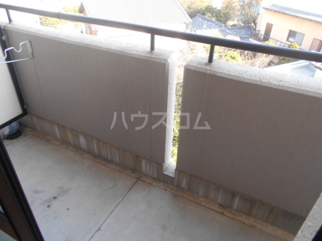 13/30 バルコニー