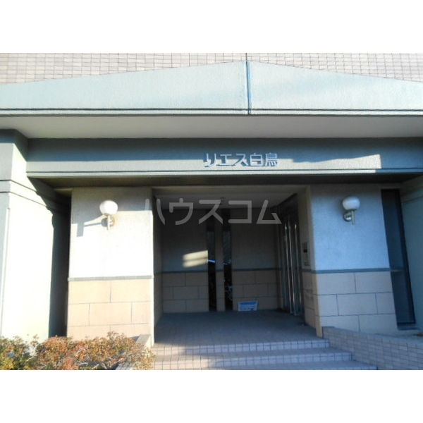 16/25 エントランス