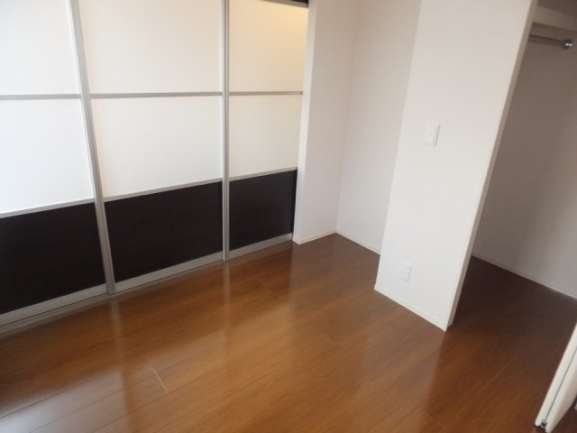 14/29 収納