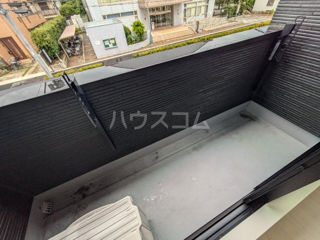 14/28 バルコニー