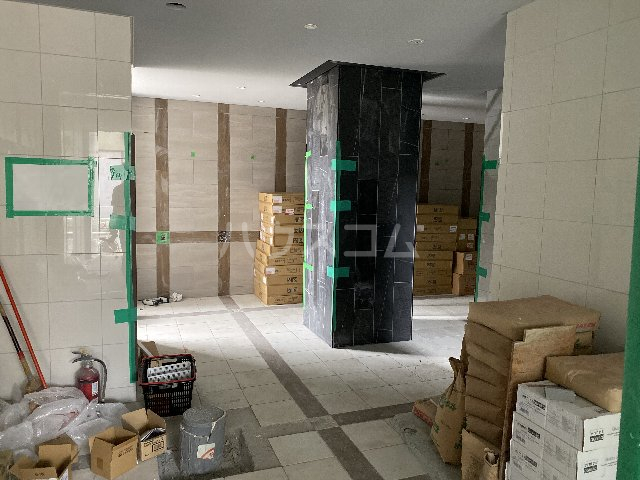 22/30 エントランス