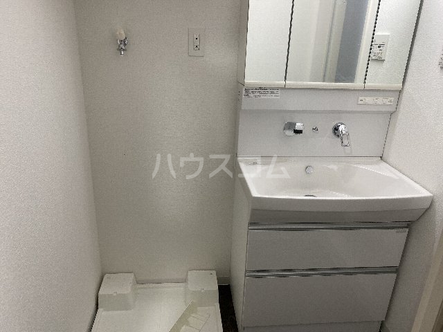 14/28 洗面